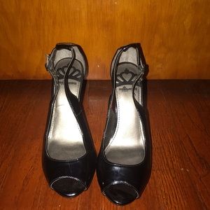 Black open toed heels